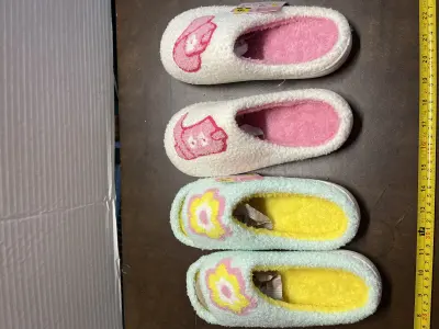 2ct 7/8 slippers