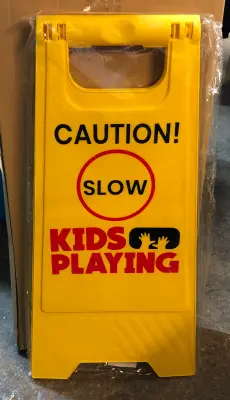 3 pc caution kids playing signs