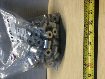 Bag of aluminum round spacer