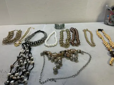 costume jewelry lot