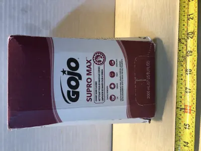 67oz GoJo supro max refill cleaner