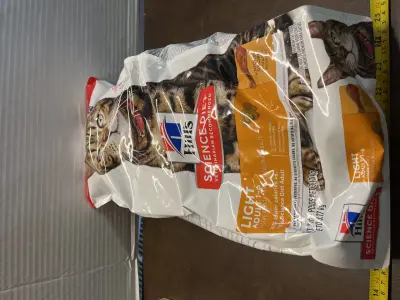 hills science diet 7lbs exp 03/26