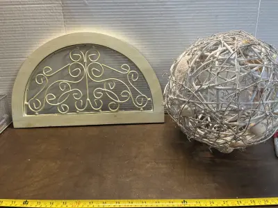 decorative ball & wall decor