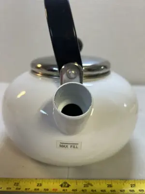 kettle pot paint scuffed