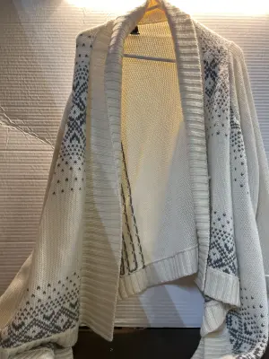 XL cardigan