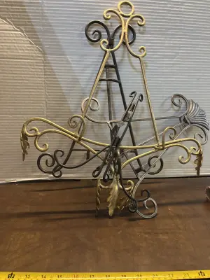 plate stands