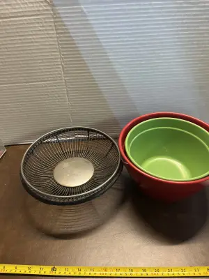 2ct fruit bowls , mixing bowls