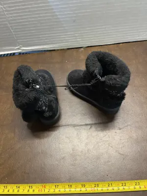 size 5 kids boots