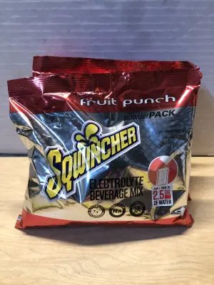 3 bags 23.83oz sqwincher electrolyte beverage mix fruit punch