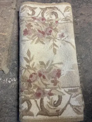 unknown size rug needs cleaned