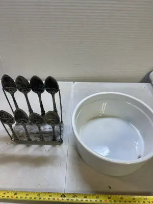 baking dish and napkin holder