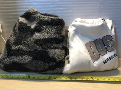 2 size XL hoodies