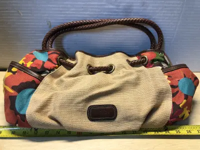 Strada purse