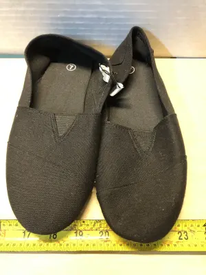 Size 7 shoes new