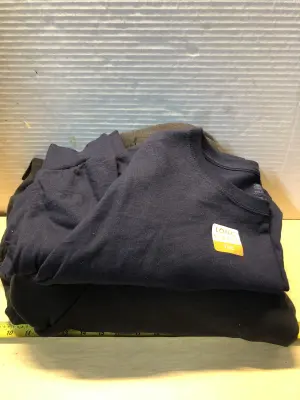 Size 2x hoodie size 3X long sleeve shirt