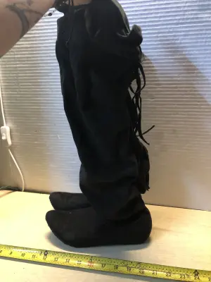 Size 7.5M knee high boots scuffed up
