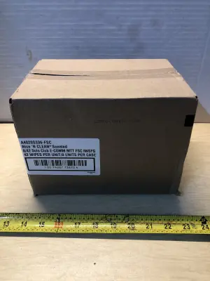 8 packs nice and clean wipes