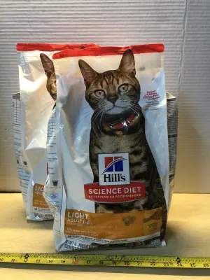 2 bags 7lb science diet cat food exp:3/26