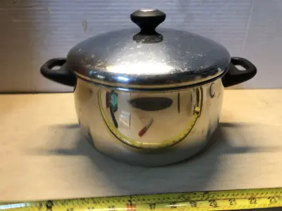 6.5qt pan with lid used as is