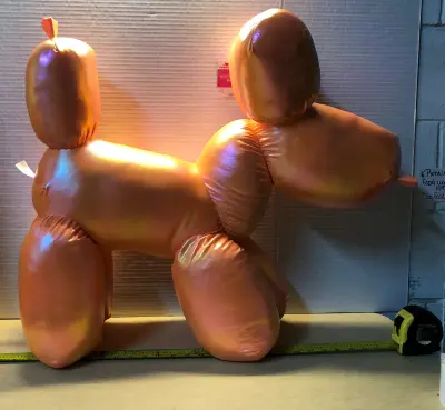 Ballon animal plush toy has stain