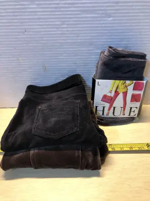 3 pairs size large leggings