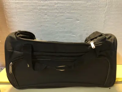 Medium sized duffle bag
