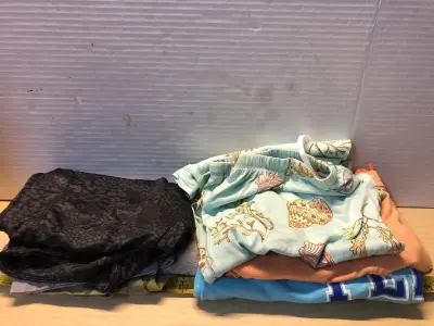 3 pair leggings 3 pairs sleep pants size large to XL