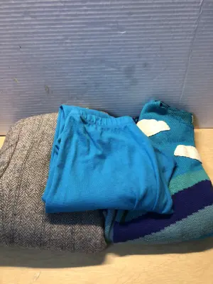 Unknown size suit jacket, size medium/large shirt, size xl pants