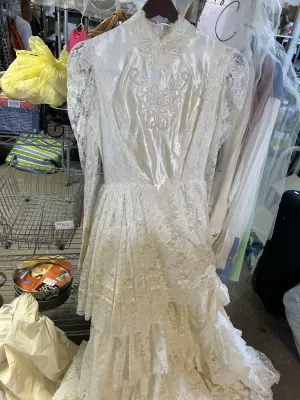 vintage wedding dress