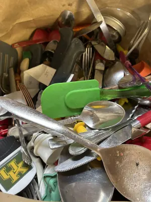bag of utensils