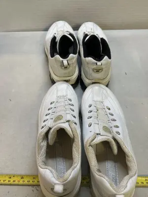 2 used sketchers womens 7