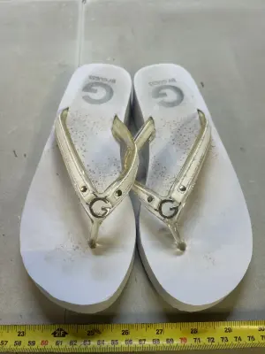 guess flipflops 7