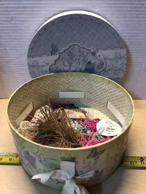 Box of hair accessories