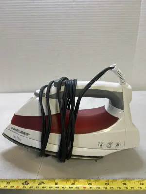black and decker iron