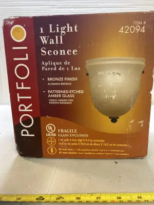 1 wall light