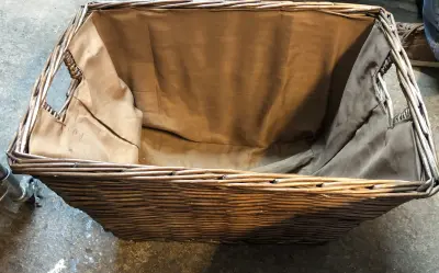 Lined basket