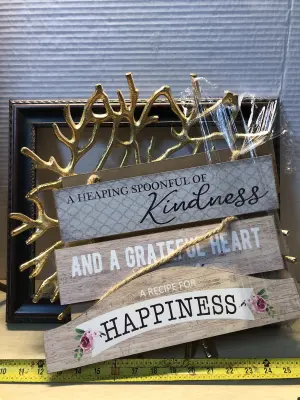 Bundle of home decor
