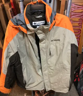 Columbia size XL sportswear jacket