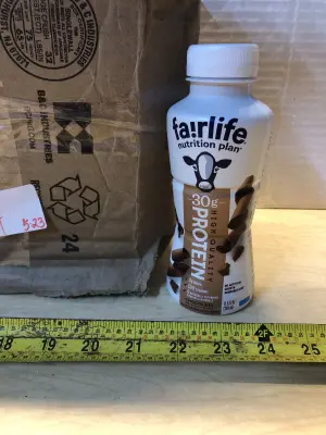 6 bottles fairlife chocolate protein shake exp:10/1/26