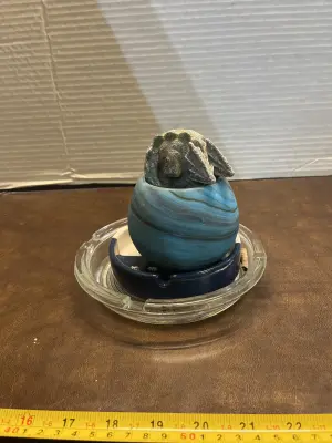 2ct ashtray & decor