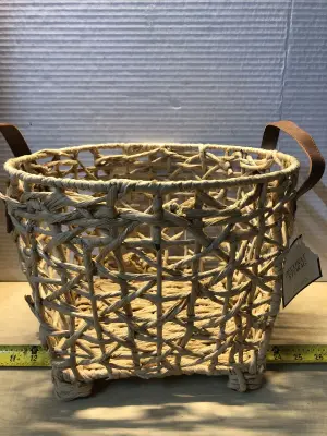 Storage basket