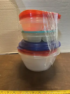 bundle of lot of Tupperware