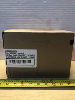 8 packs Nice and clean wipes