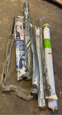 6 foot pack, pole, pole, assorted blinds and shades