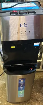 brio water dispenser powers on as is