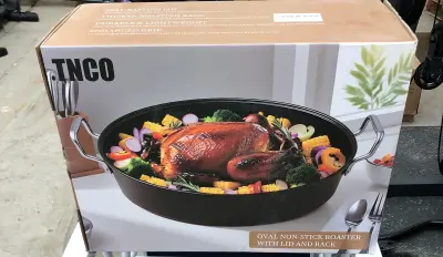 Oval non stick roaster