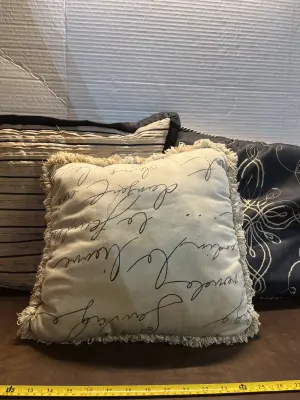 3ct pillows