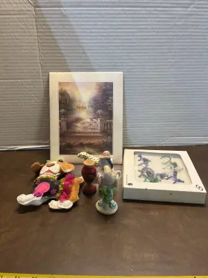 lot of decor