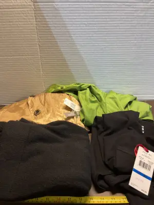 2ct 2XL button ups , 2ct 2XL sweater