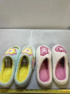 small 5/6 slippers 2 pairs